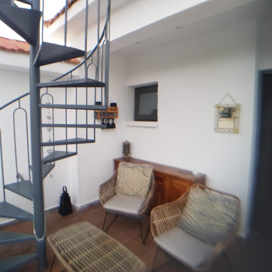 The Summer Haven Polis Exterior foto