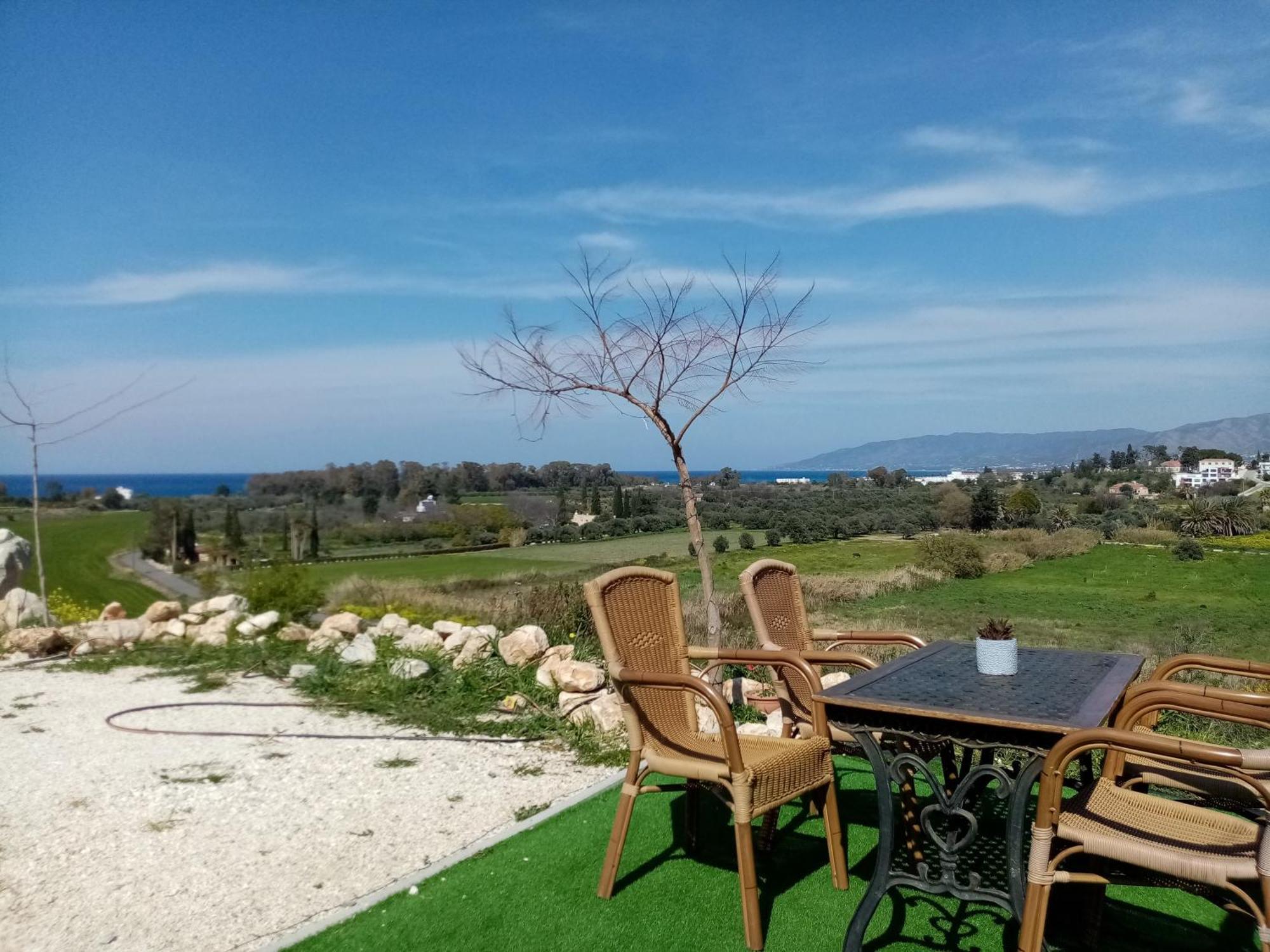The Summer Haven Polis Quarto foto